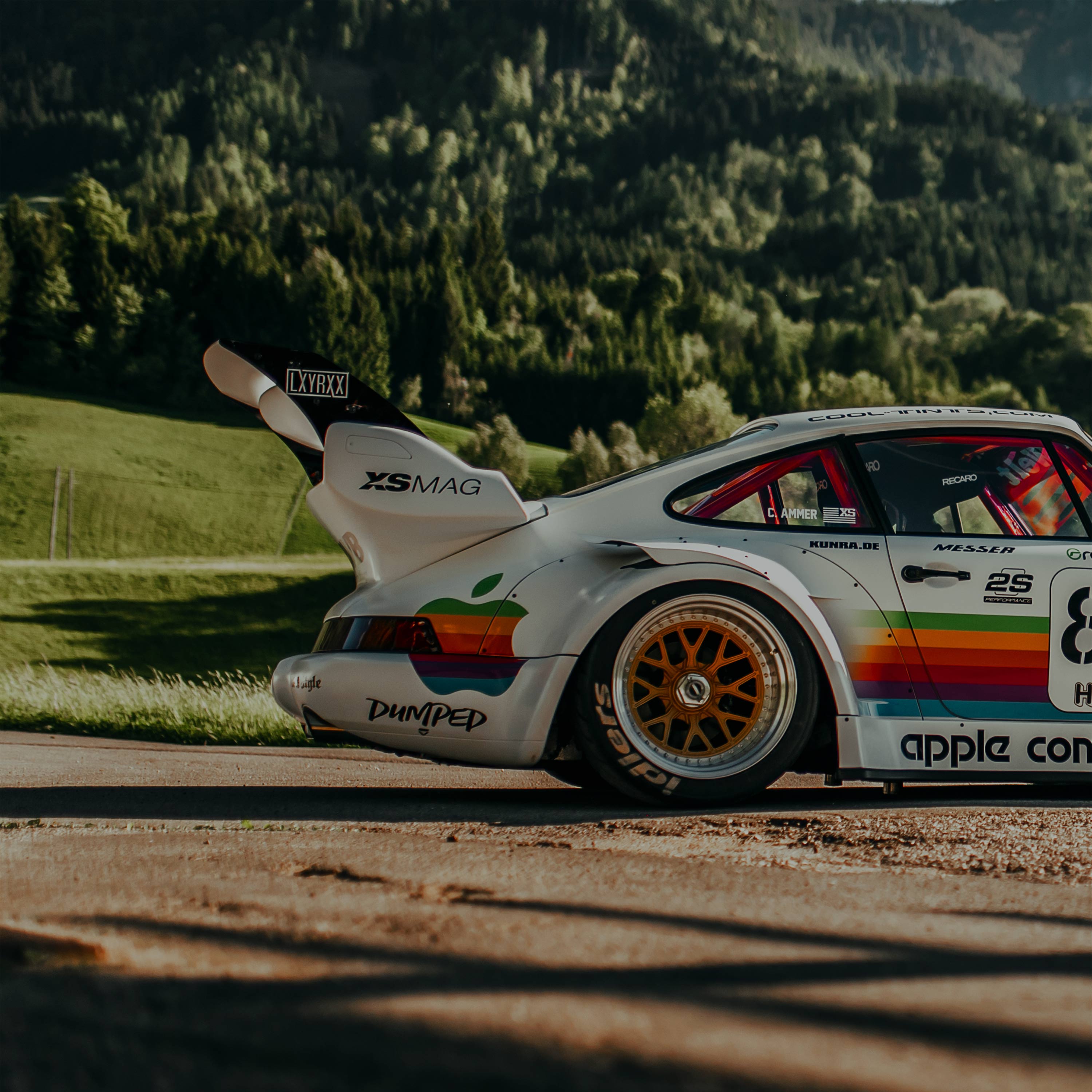 Porsche Motive