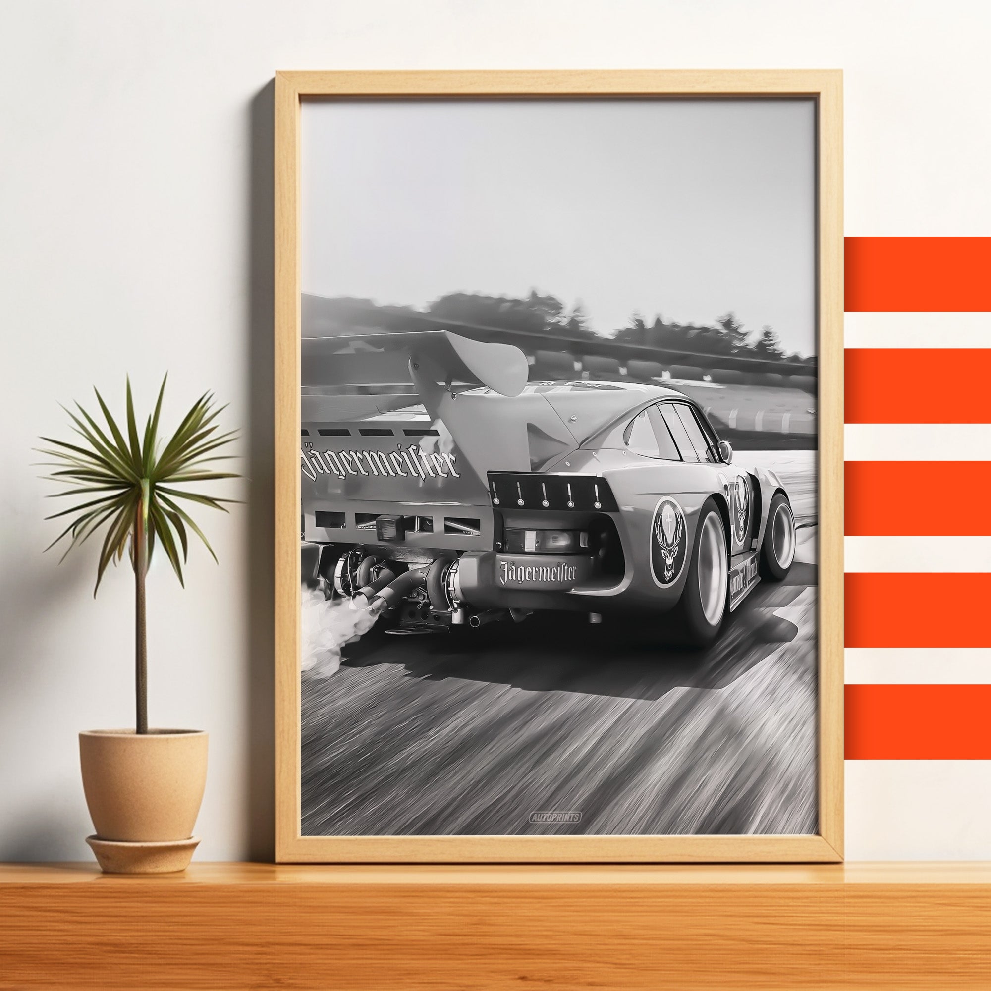 935 Kremer Flames Side