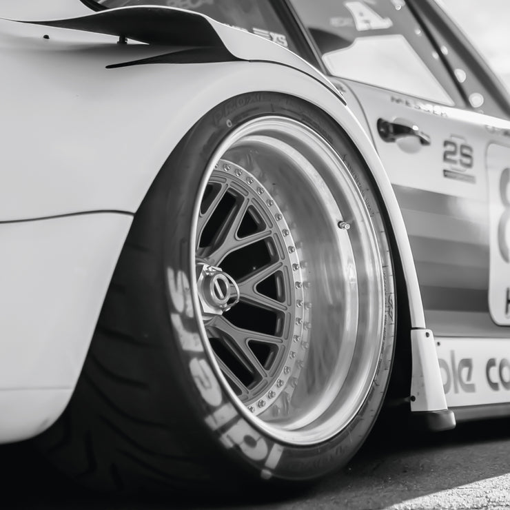 Rough Wheel Rear BW